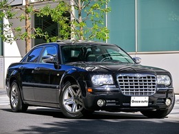 クライスラー 300C 5.7 HEMI 正規D車 ナビ TV サンル-フ シ-トヒ-タ- 左