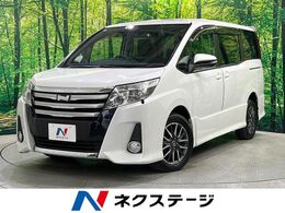 トヨタ ノア 2.0 Si 4WD パノラマルーフ　純正ナビ　バックカメラ