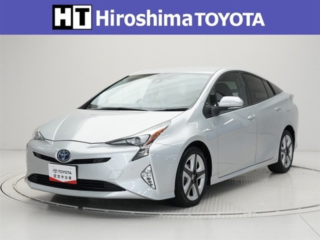 数ある広島トヨタの中古車をご覧くださりありがとうございます。当社の中古車は徹底したクリーニングを施しピカピカに生まれ変わっています。