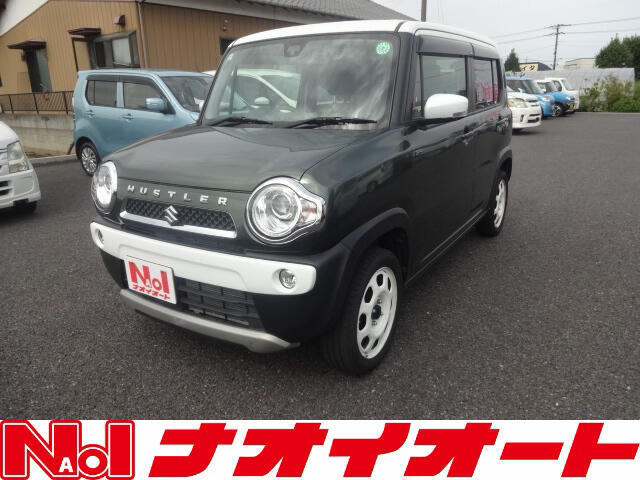 【当店のこだわり】入庫後のお車は選任スタッフによる細部清掃を実施しております。足回り、エンジンルーム、室内、室外を隅々まで綺麗にしております。展示車はピカピカです。全国配送も可能ですのでご相談下さい！