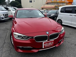 BMW 3シリーズ 320i ラグジュアリー 