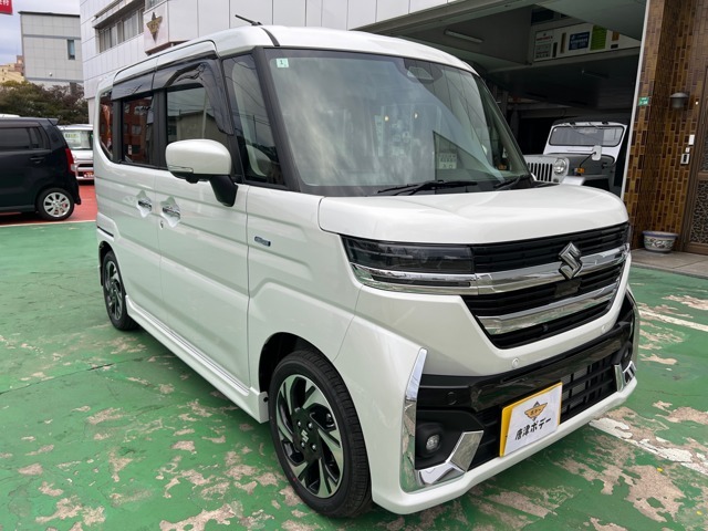 新型スペーシアカスタムが入荷しました。きれいな車です！一度ご来店の上ご確認ください☆