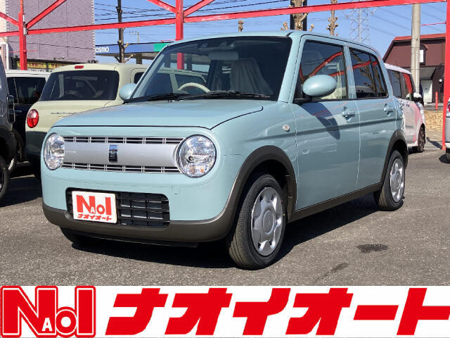 【当店のこだわり】入庫後のお車は選任スタッフによる細部清掃を実施しております。足回り、エンジンルーム、室内、室外を隅々まで綺麗にしております。展示車はピカピカです。全国配送も可能ですのでご相談下さい！
