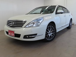 日産 ティアナ 2.5 250XL 助手席オットマン　純正ナビ　17インチアル
