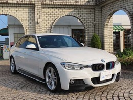 BMW 3シリーズ 330e iパフォーマンス Mスポーツ ワンオーナー禁煙車　自動衝突軽減ブレーキ