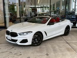BMW 8シリーズカブリオレ M850i xドライブ 4WD ザ・ファイナル・エディション