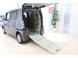ホンダ N-BOX+ 660 G 車いす仕様車 4WD ナビ　バックカメラ　ETC　横滑り防止装置