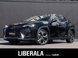 レクサス UX 250h バージョンL 4WD 白革シート ベンチレーション シートヒータ