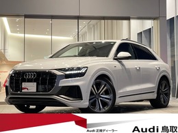 アウディ Q8 55 TFSI クワトロ デビューパッケージ Sライン 4WD 認定中古車・Bang＆Olufsen3Dサウンドシス