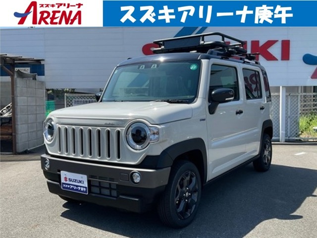 左斜め前からの写真です　セーフティサポート搭載車なので衝突被害の軽減に貢献します