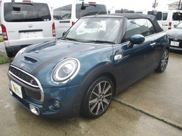 ミニ ミニコンバーチブル クーパーS サイドウォークエディションレザーシートヒ