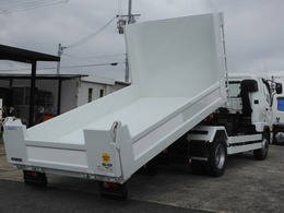 三菱ふそう ファイター 新明和増トンローダーダンプ　ベット付 ロングボディーデッキ耐摩耗性銅6mm