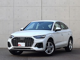 アウディ Q5スポーツバック 40 TDI クワトロ Sライン ディーゼルターボ 4WD TVチューナー　コンフォートP　アダプティ
