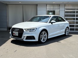 アウディ A3セダン 2.0 TFSI クワトロ スポーツ 4WD SlinePKG　コンビニエンスPKG