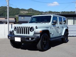 ジープ ラングラー アンリミテッド サハラ アルティチュード 4WD 限定車　純正ナビ 黒革シート　シートヒー