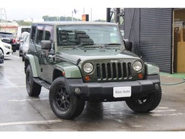 ジープ ラングラー アンリミテッド サハラ 4WD 