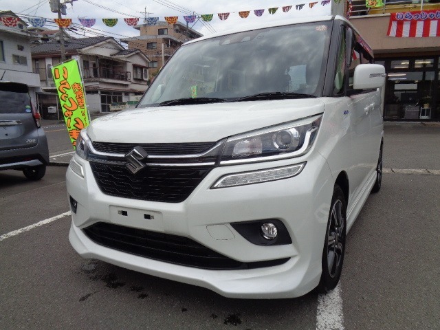 衝突軽減ブレーキ　両側パワースライドドア　ナビ　TV　バックカメラ　ETC