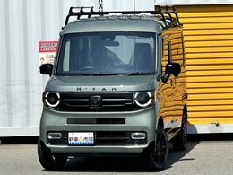 ホンダ N-VAN 660 ファン ターボ 4WD /黒カスタム/車検対応2インチUP/15インチAT