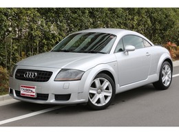 アウディ TT クーペ 1.8T Sライン ファイナルモデル