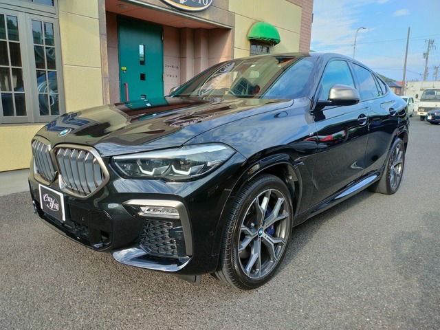 BMW　X6 M50i入荷！