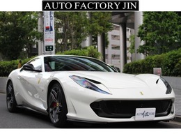 フェラーリ 812スーパーファスト F1 DCT D車/内外装カーボン/リフター/LEDステア