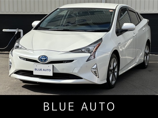 この度は当店のお車を御覧いただき誠にありがとうございます。プリウス　Aツーリングセレクション“入庫いたしました！