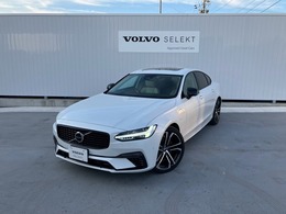 ボルボ S90 リチャージ アルティメット T8 AWD プラグイン ハイブリッド 4WD サンルーフ エアサス 登録済未使用車