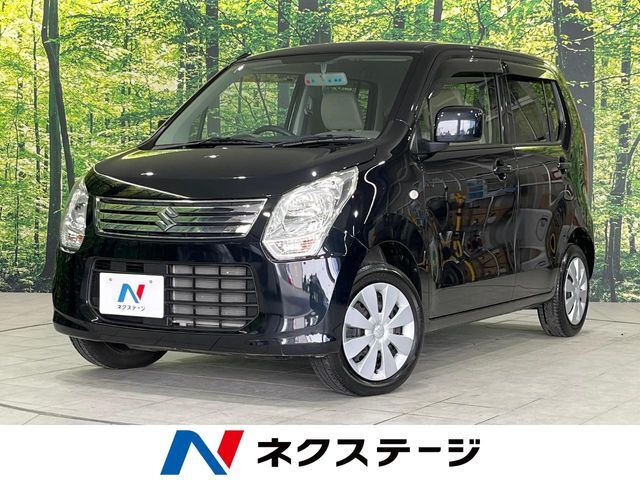 禁煙車　オートエアコン　CD再生　盗難防止装置　プライバシーガラス
