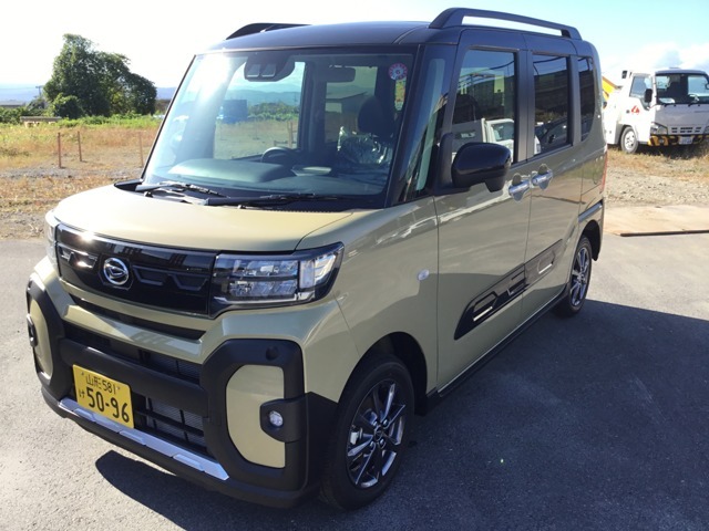 届出済未使用車！　タントファンクロス　入荷しました！！