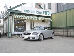 アウディ TT クーペ 1.8T Sライン特別限定車 