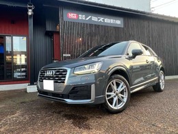 アウディ Q2 30 TFSI スポーツ Sラインパッケージ 