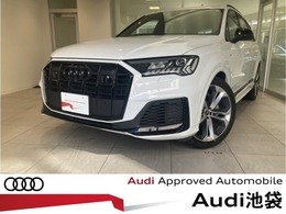 アウディ Q7 55 TFSI クワトロ Sライン 4WD ブラックスタイリングPKG/21inchアルミ