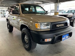 トヨタ ハイラックスサーフ 2.7 SSR-V 4WD 認定済　外品16インチAW　ナローボディ