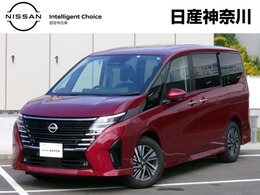 日産 セレナ 1.4 e-POWER ルキシオン 弊社展示試乗車　後席モニター