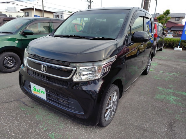 H28N-WGN、Gスタイリッシュパッケージ4WDです。人気の軽4WDです！