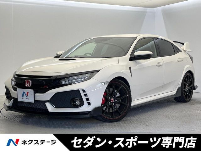 禁煙車　6MT　ターボ　純正SDナビ　バックカメラ　スマートキー