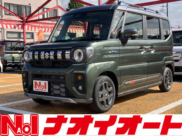 【当店のこだわり】入庫後のお車は選任スタッフによる細部清掃を実施しております。足回り、エンジンルーム、室内、室外を隅々まで綺麗にしております。展示車はピカピカです。全国配送も可能ですのでご相談下さい！