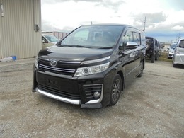 トヨタ ヴォクシー 2.0 ZS 