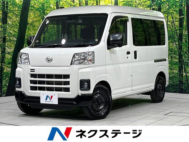 4WD　禁煙車　衝突軽減　オーディオ　コーナーセンサー　ETC