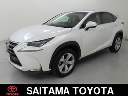 レクサス NX 200t バージョンL サンルーフ　本革シート　メモリーナビ