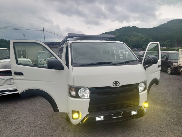オートプライドでは希少な車両から市場で人気のあるお車を中心に展示しております♪弊社は大分県豊後大野市三重町に展開しております。大分市街地からは少し離れていますが、県内外の納車など可能です！！