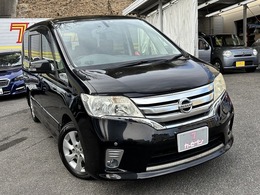 日産 セレナ 2.0 ハイウェイスター Vセレクション パノラミックルーフ/後席モニター/両側電動