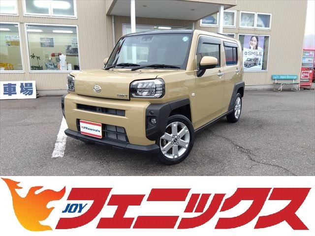 9インチSDナビ☆Bluetooth☆フルセグ☆パノラマビューモニター☆ドライブレコーダー☆ETC☆シートヒーター☆LEDヘッドライト☆純正15インチアルミホイール☆エコアイドル☆スマートキー☆
