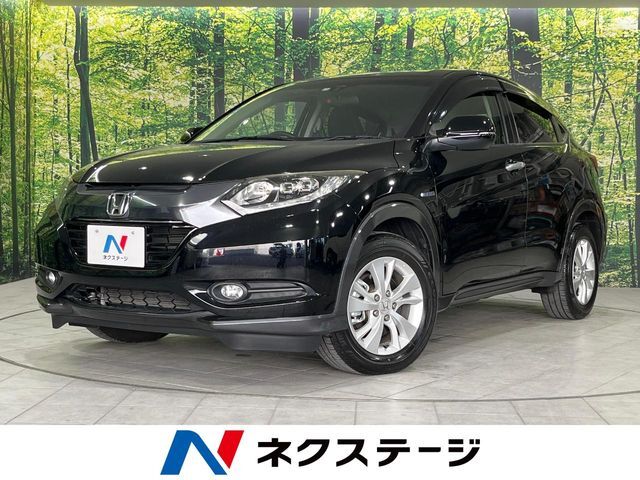 4WD　衝突軽減装置　禁煙車　純正ナビ　バックカメラ　ETC