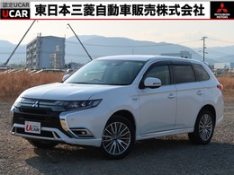 三菱 アウトランダーPHEV 2.4 G 4WD 禁煙 容量88 7.7型ナビ全方位カメラ ETC2.0