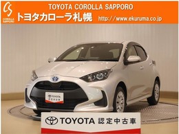 トヨタ ヤリス 1.5 ハイブリッド G E-Four 4WD 衝突被害軽減ブレーキ　メモリーナビ