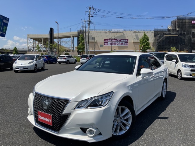 この度は当店の在庫車両をご覧いただき、ありがとうございます。お車の装備、その他サービスに関しましては、画像下の説明文をご覧ください♪