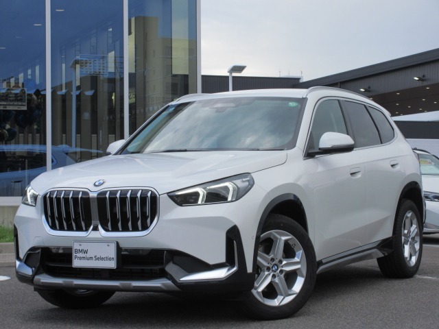 名鉄BMW プレミアムセレクション岐阜では良質な認定中古車を取り揃えています。展示場から岐阜城が見えるロケーションに位置します。(058)259-3303 までお気軽にお問い合わせください！！