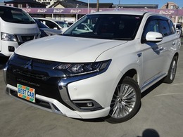 三菱 アウトランダーPHEV 2.4 G 4WD 社外ナビ　フルセグTV　ACC　全周囲カメラ