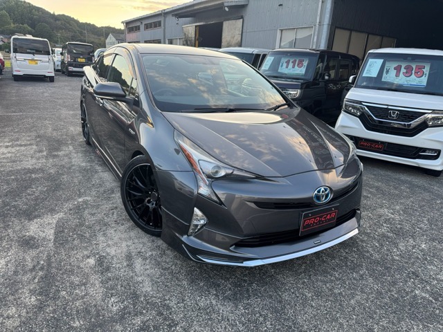 PRO CAR GARAGのお車をご覧いただき誠にありがとうございます！是非ご来店して頂き、実際にご覧になって頂ければと思います。お客様からのご連絡を心からお待ちしております！